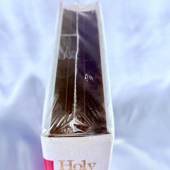 Vtg Bible King James Version Regency 700W Red Letter 1971 White Cover Sealed! - Picture 4 of 8